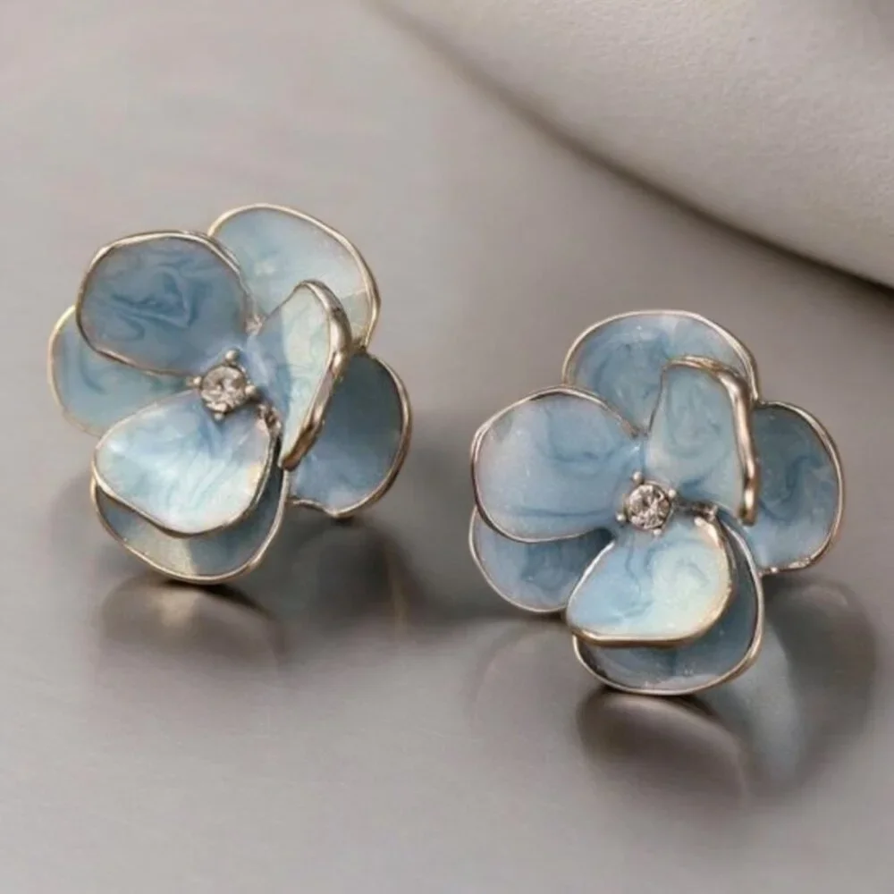 Artistic Stud Earrings - Blue Flowers - Picture 1 of 3